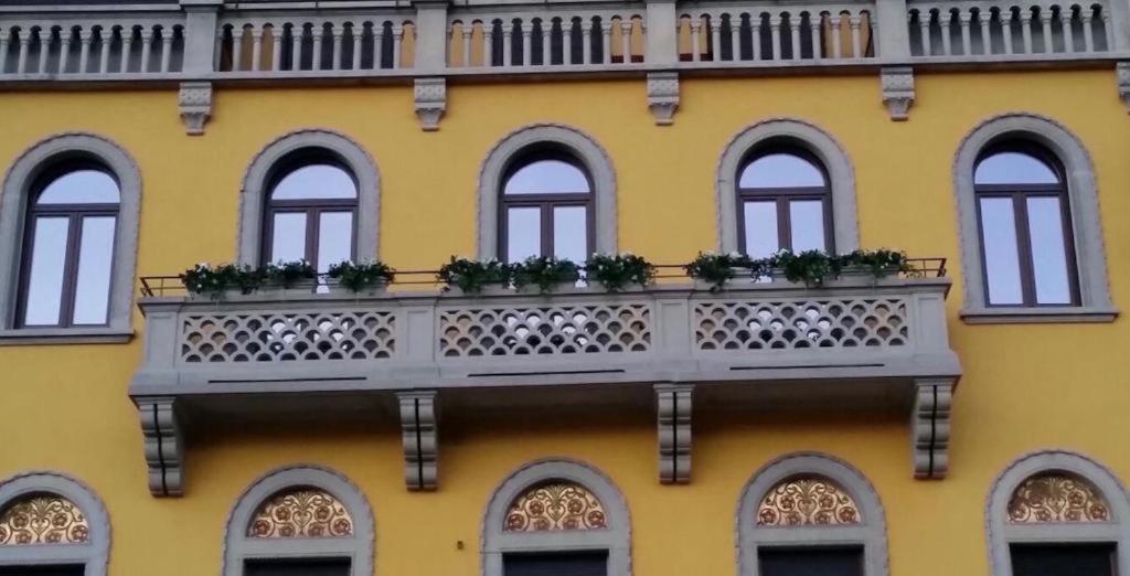 Piazza Cavour Côme